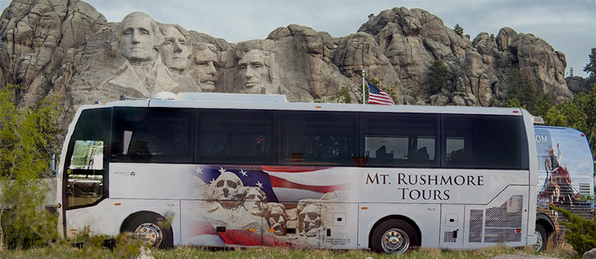 Mount Rushmore Sightseeing Tour Package